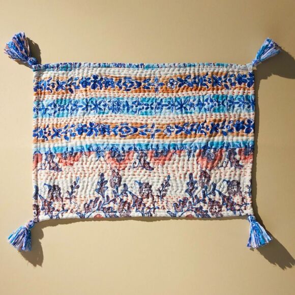 NWOT RARE Anthropologie Upcycled Heritage Placemats-Set of 2-1Blue & 1 Red - Picture 2 of 16